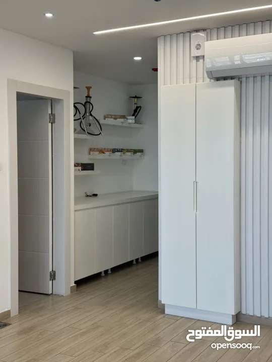 مكتب مميز جدا للايجار فوق مصرف الصفا الطابق الثامن فوق مركز النور للعيون مباشرة