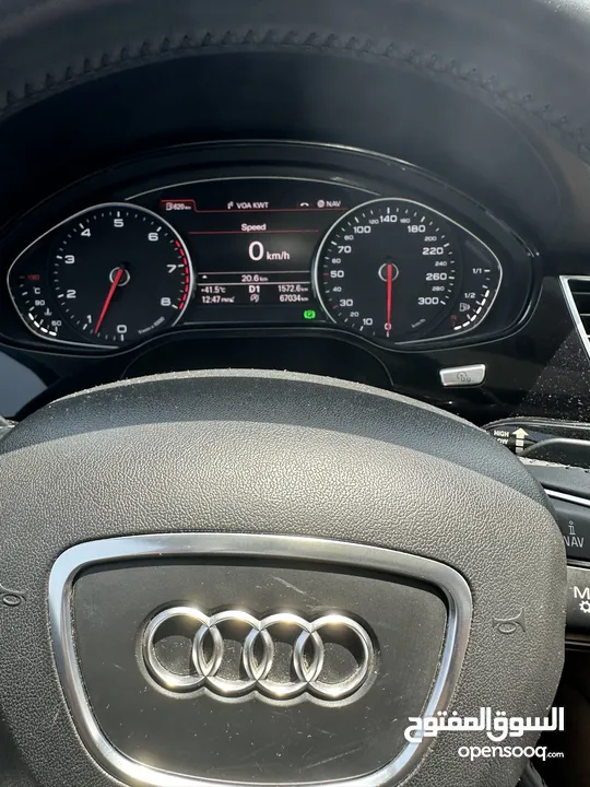 Full option Audi A8L QUATRO (low km)