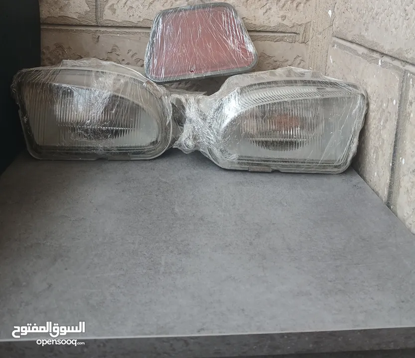 قطع مرسيدس بحاله ممتازه جدا....w210......124......211.....