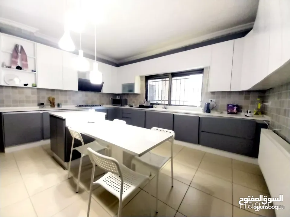 شقة للبيع في عبدون  ( Property ID : 34074 )