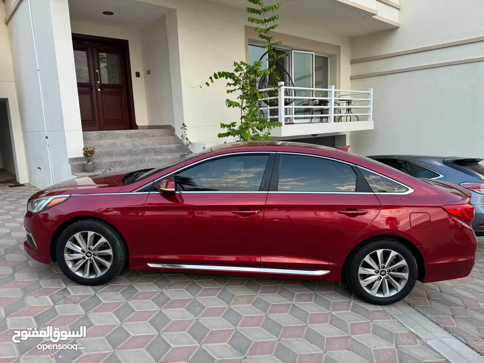 Hyundai sonata sport 2016 2.5 ltr v4 only 152k driven expat lady owned. Car is serviced well.