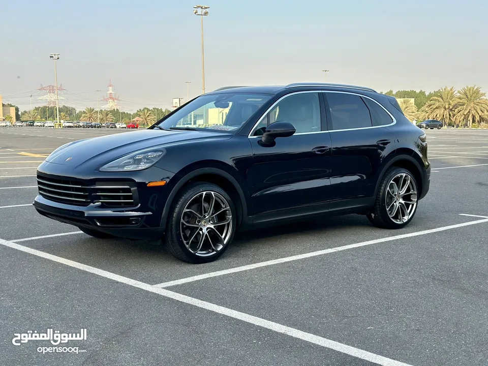 Porsche Cayenne model 2020 V6