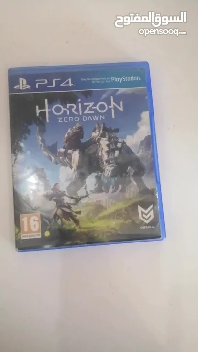 سي دي Horizon Zero Dawn مستعمل 1 شهر سبب البيع تم التختيم اللعبة شغالة ولا خدش