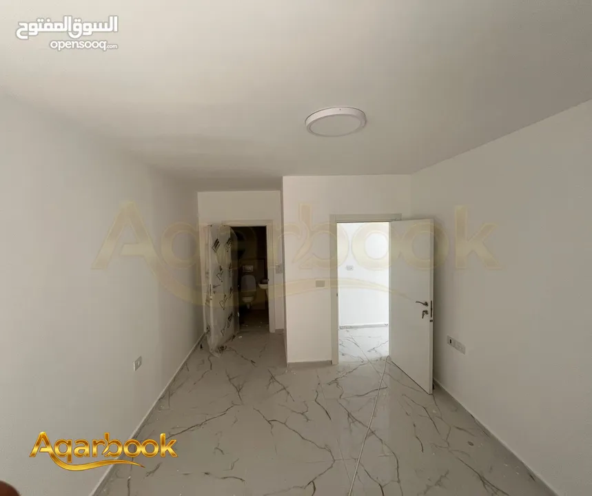 شقة غير مفروشة للايجار بمنطقة عين مصباح