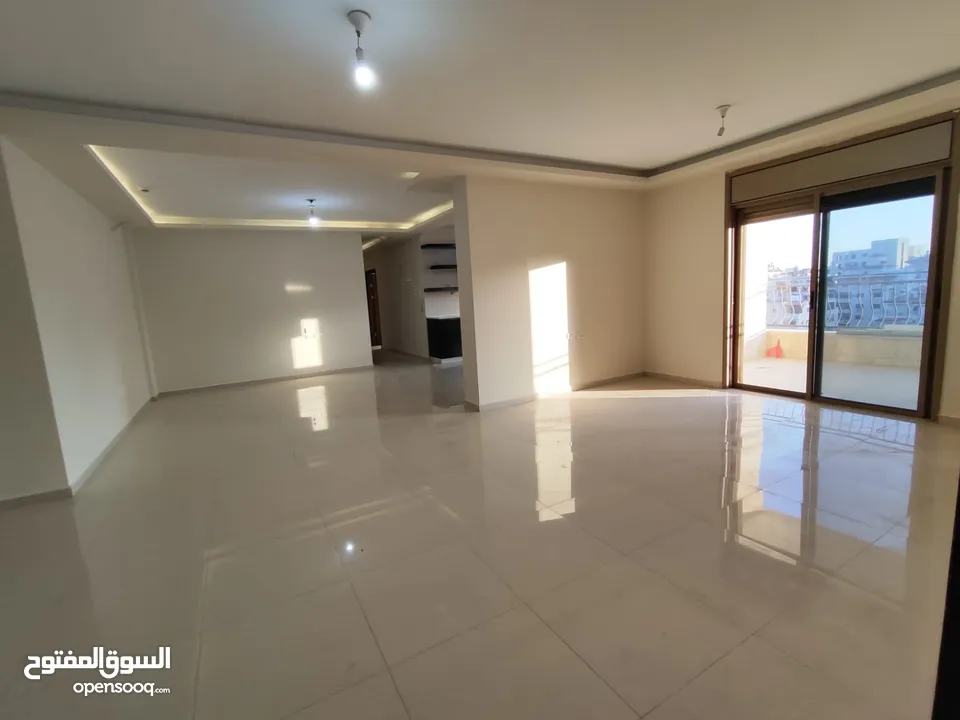شقة غير مفروشة للإيجار – رام الله / الماصيون