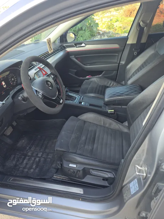 باسات R-Line 2019 للبيع بسعر حرق