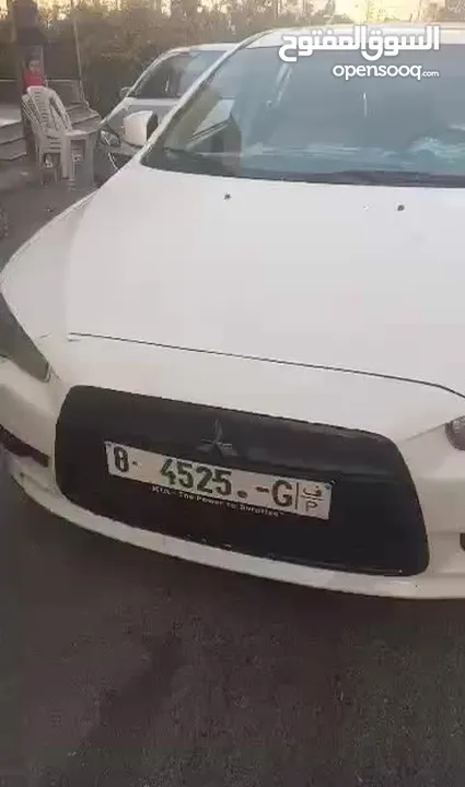 متسوبيشي لانسر 2015