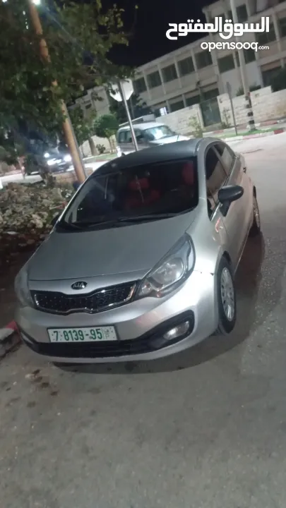 كيا برايد 2013اصل برايفت مطور 1400 بنزين السيارة منفوضة بالكامل ولا ناقصها برغي اقتصادية اوتوماتك