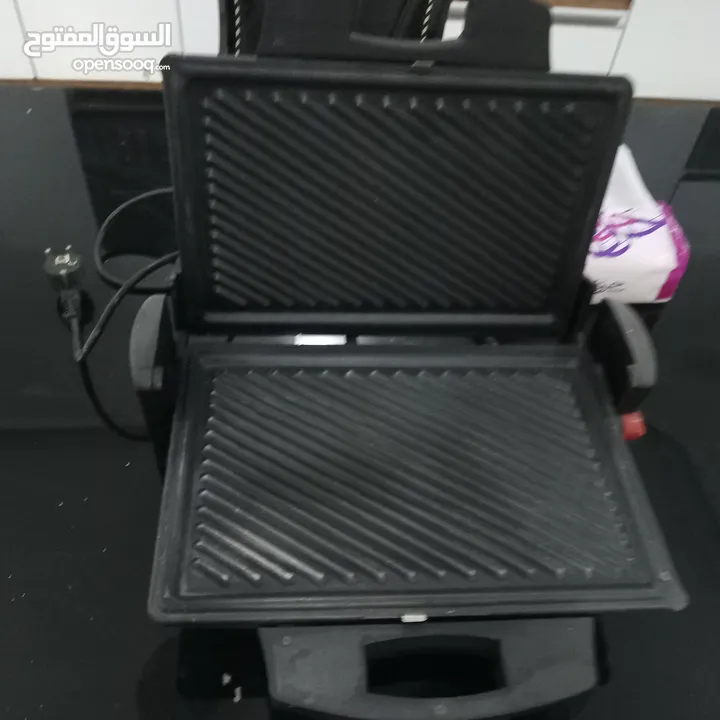 URGENT SALE CLEARANCE TOASTER