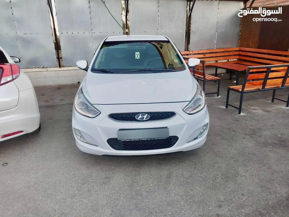 هيونداي  أكسنت،   2018 ترخيص 2018 بنزين فل إضافات ماعدا فتحة سقف