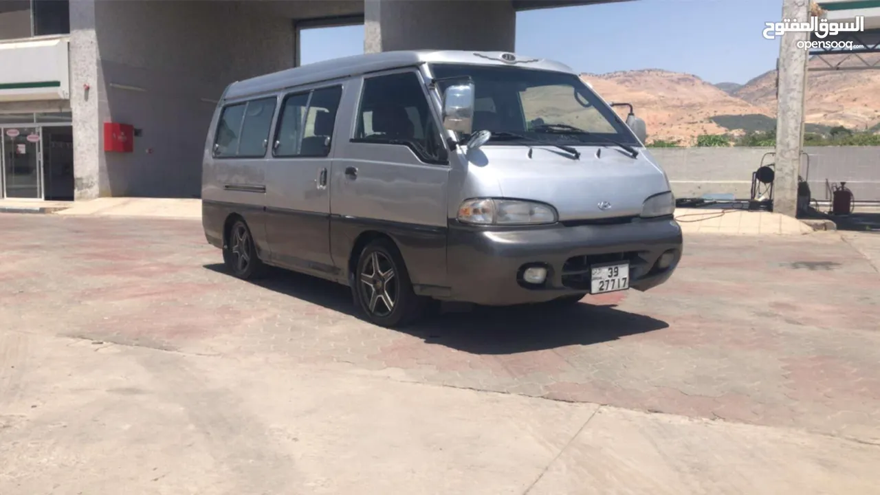هونداي H100