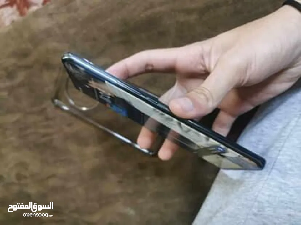 هونر اكس نين بي الجهاز كفالتو لسا شغله استعمال عربع شهور مش مفتوح ولا مصلح الجهاز بيعتبار جدجد