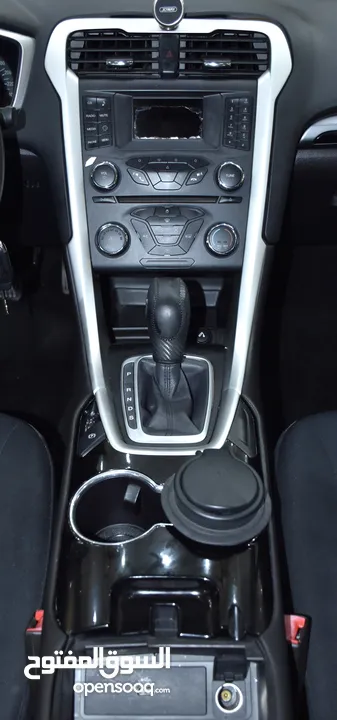 Ford Fusion SE ( 2016 Model ) in Grey Color GCC Specs