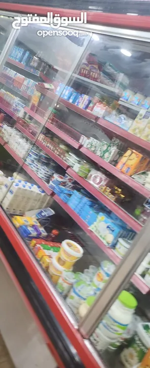 سوبر ماركت للبيع