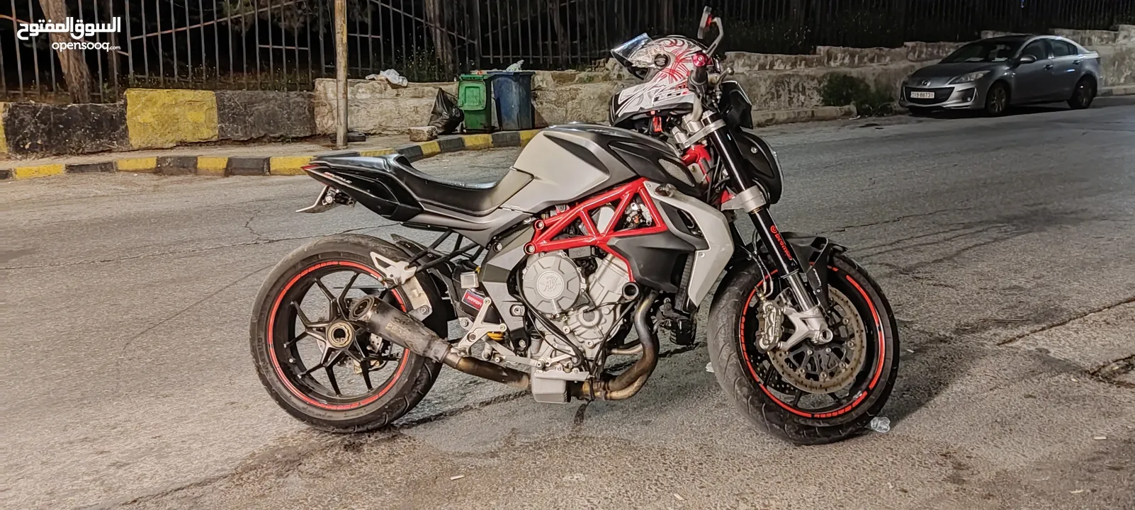 mv agusta brutale 800cc