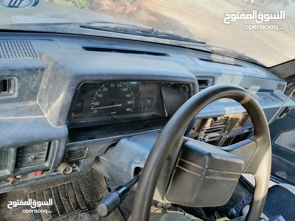 بكب متسوبيشي 1993 لوقير نظيف