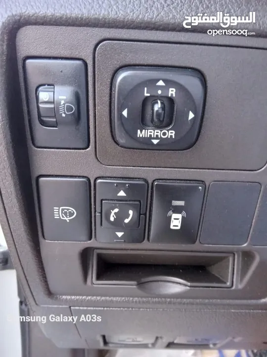 لاندكروزر V6خليجي وكالة عمان نظيف ماشي 313 الرجاء التواصل مع صاحب السياره