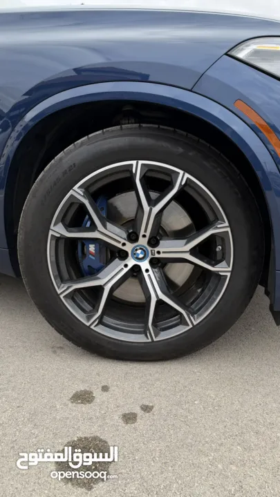 BMW X5 ترخيص 2022 ص محرك 3000 هايبرد plug in/يقطع على الشحنه 80 كيلو متر 399 حصان