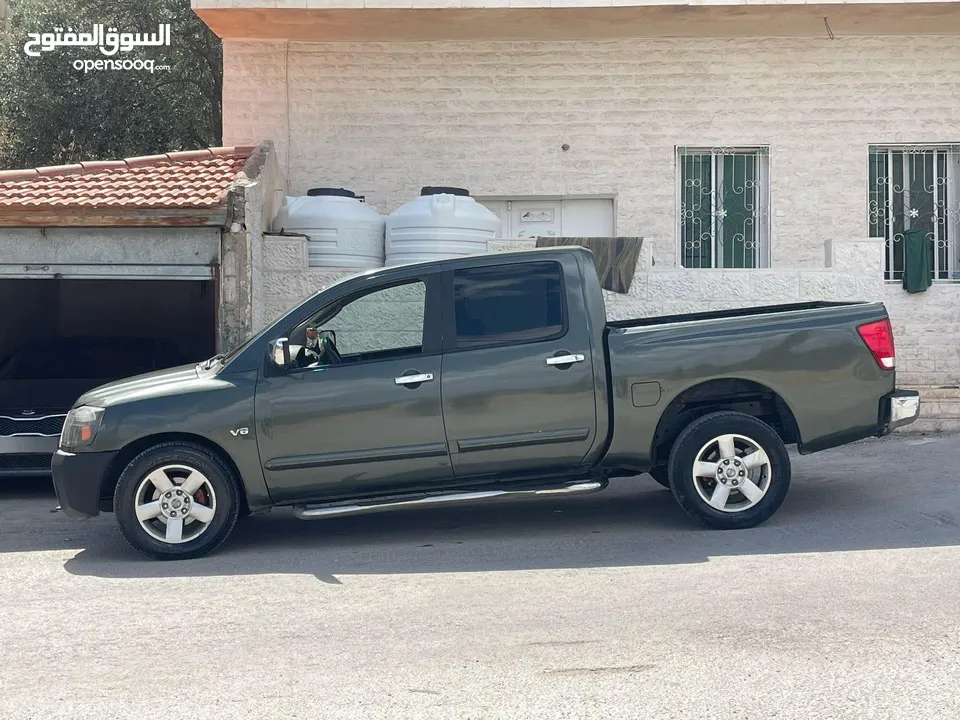 للبيع اقساط او البدل بكم نيسان تيتان بنزين فورويل مرخص للبيع