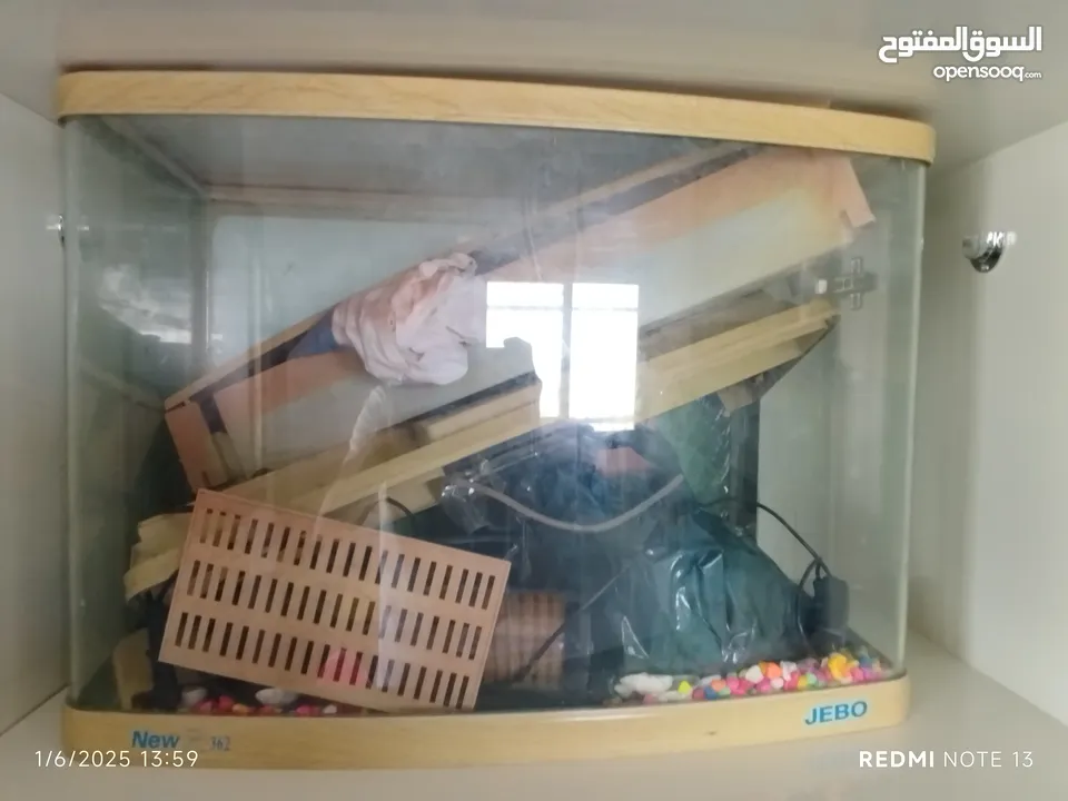 حوض سمك جاهز مجهز بكامل عدة طول  عرض 90 العمق 45 طول60