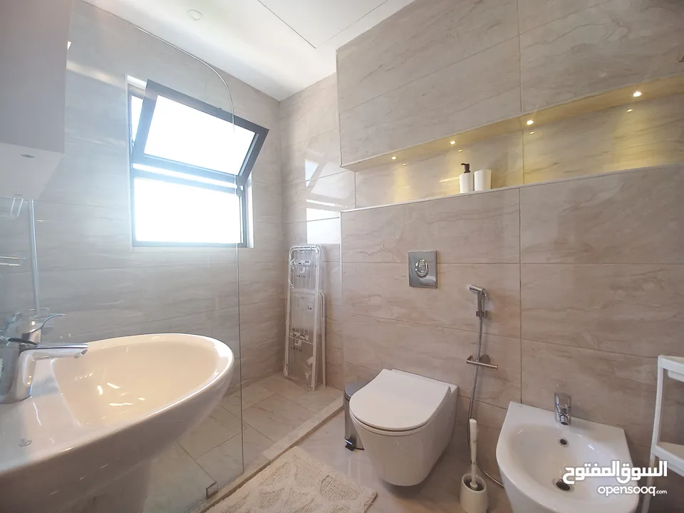 شقة مفروشة للإيجار في عبدون  ( Property 33946 )-175037762