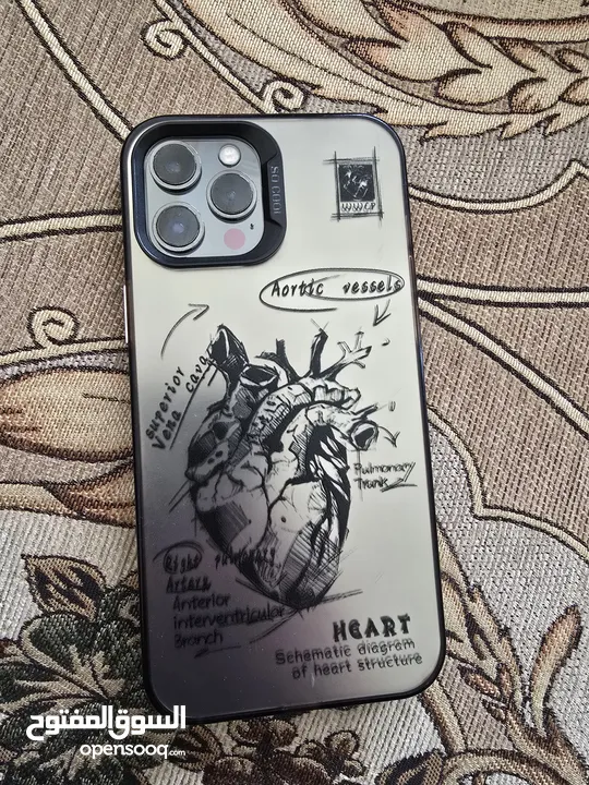 ايفون 12 pro max