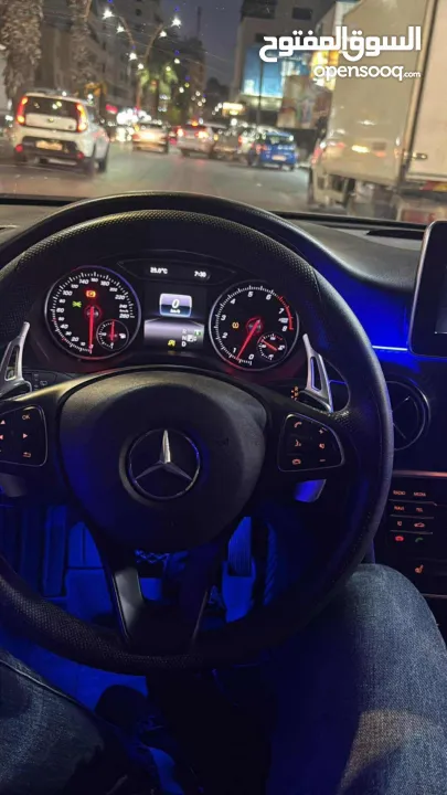 مارسيدس GLA200 - 2018