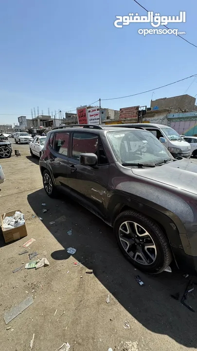 Jeep 2018 جيب رنكد سيارة بيها حادث