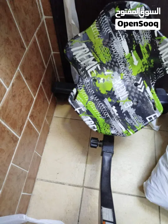 للبيع مجموعه سكوترات سعر الوقوف أسود