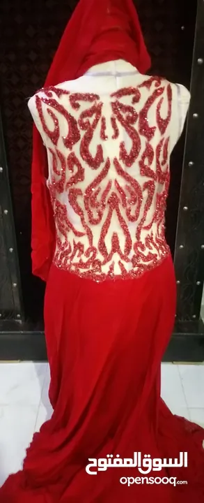 بيع فستان سهرة أحمر
