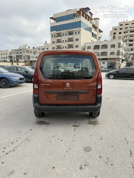 بيجو بارتنر ترخيص 2020 ماتور 1500ديزل جير عادي