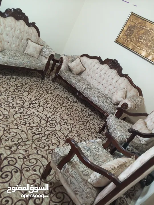 طقم كنب استعمال بسيط جدا