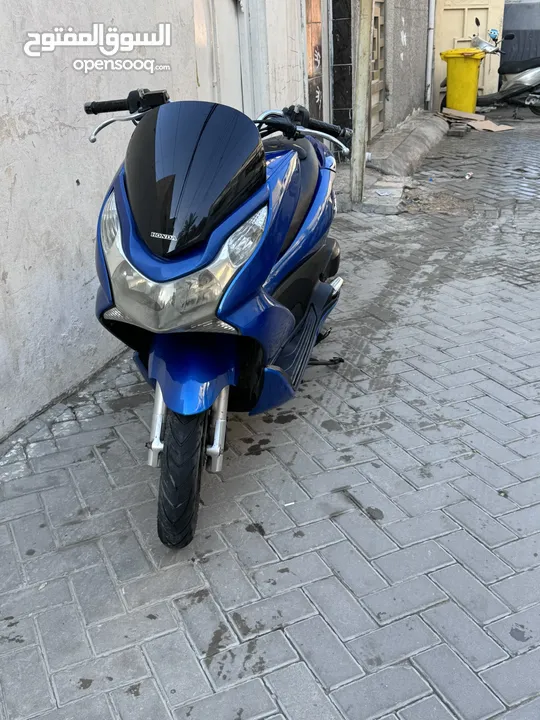 Pcx جيل اول