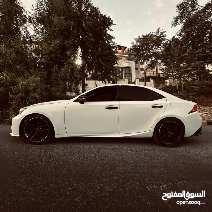 Lexus is300 2015