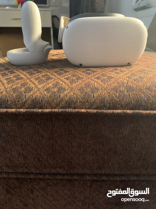 Meta quest 2 vr مستعمل