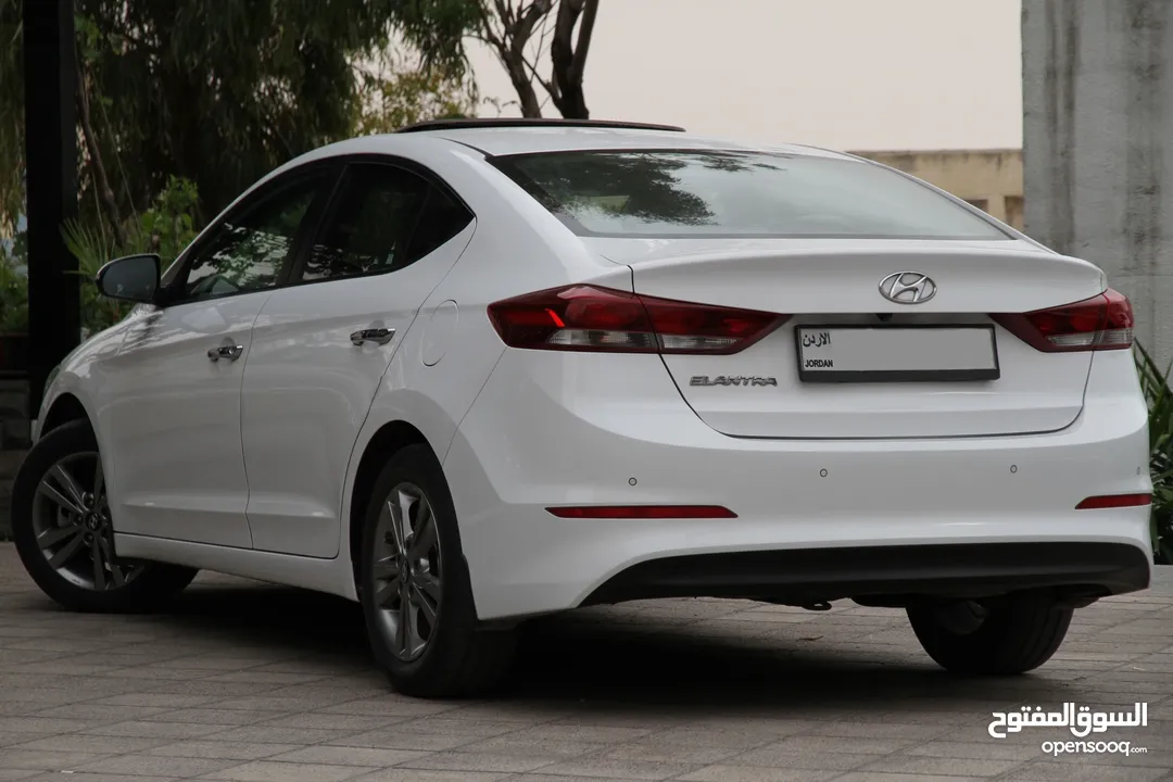 هيونداي النترا  موديل : 2017 سعة المحرك : 1.6L قطعة مسافة : 33.000 KM فحص كامل بدون ملاحظات