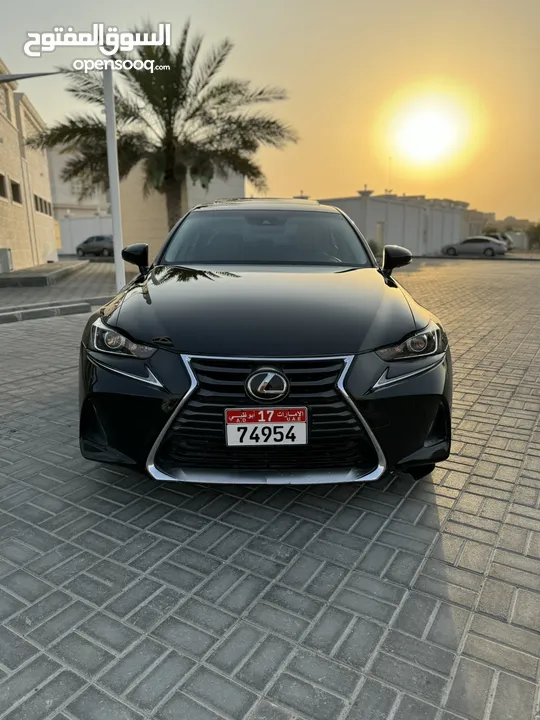 Lexus IS 300T 2018 full option