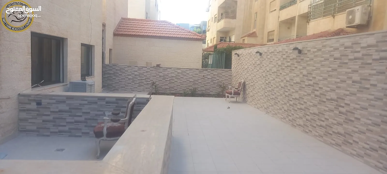 شقة فاخرة للبيع في الدوار السابع قرب كوزمو 130م مع ترسات 125م تشطيب سوبر ديلوكس