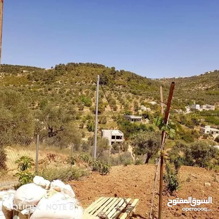 بيت للبيع ذات اطلاله بسعر مغري وموقع مميز
