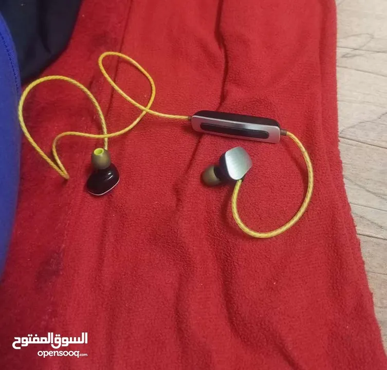 سماعة بلوتوث امريكي ibox اصليه صوت قوي مكالمات وصوت