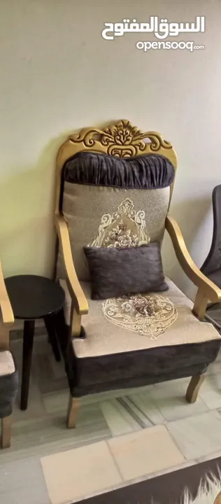 كنب مصري زان مستعمل شبه جديد للبيع بسعر مغري