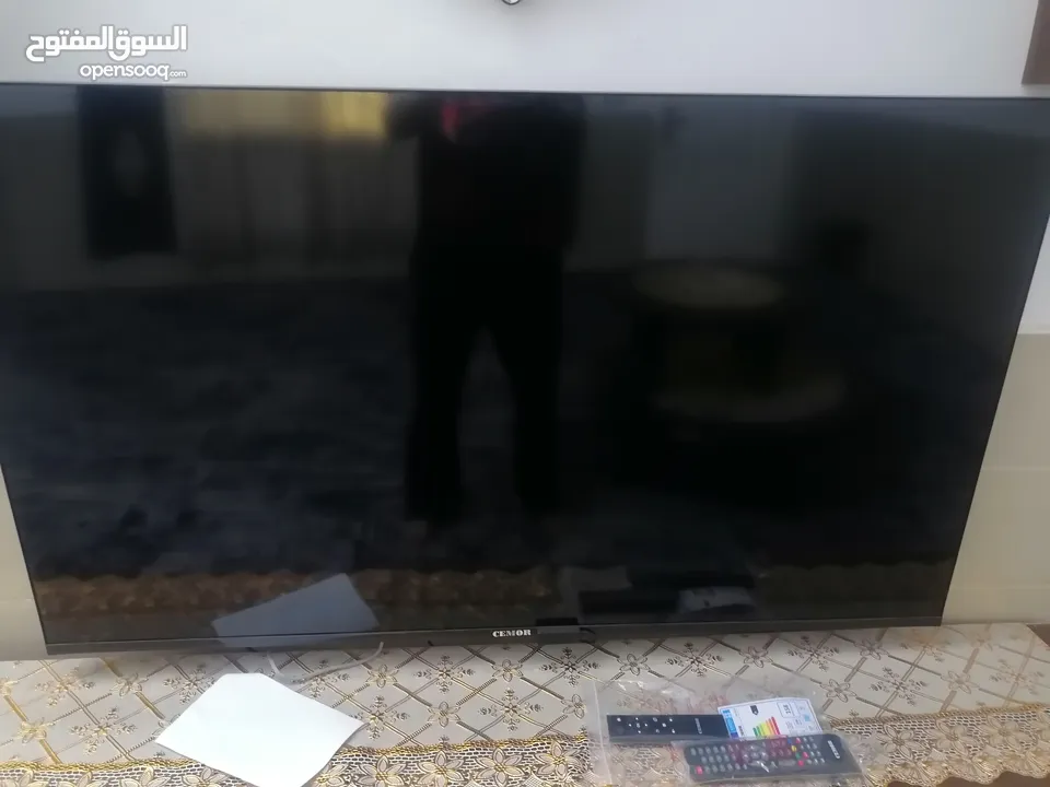 شاشة سيمور 55بوصة 4k سمارت اندرويد  استعمال 5شهور لسه الكفالة شغالة والريمونتات بالكيس
