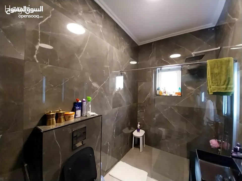 شقة بمساحة 210 للبيع في خلدا  ( Property ID : 30094 )