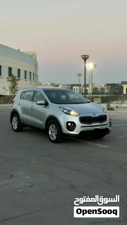 للبيع كيا سبورتاح موديل 2017ب  حاله ممتازه وكاله البحرين فل ابشن بنوراما  استخدام شخصي