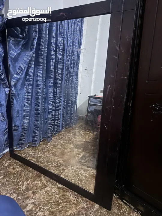 تخت مفرد ونص