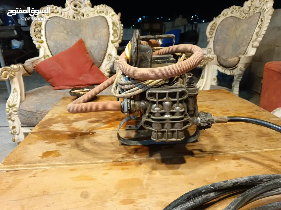 مضخه غسيل سيارات ايطالي 3بار استخدام خفيف قويه وعمليه للجادين فقط