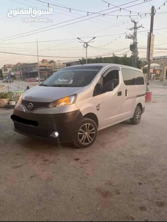 Nossan nv200 2017