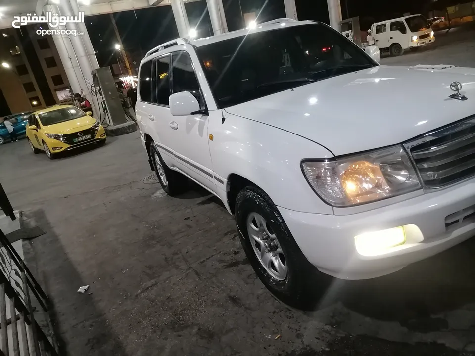 تويوتا لاند كروز موديل 2005