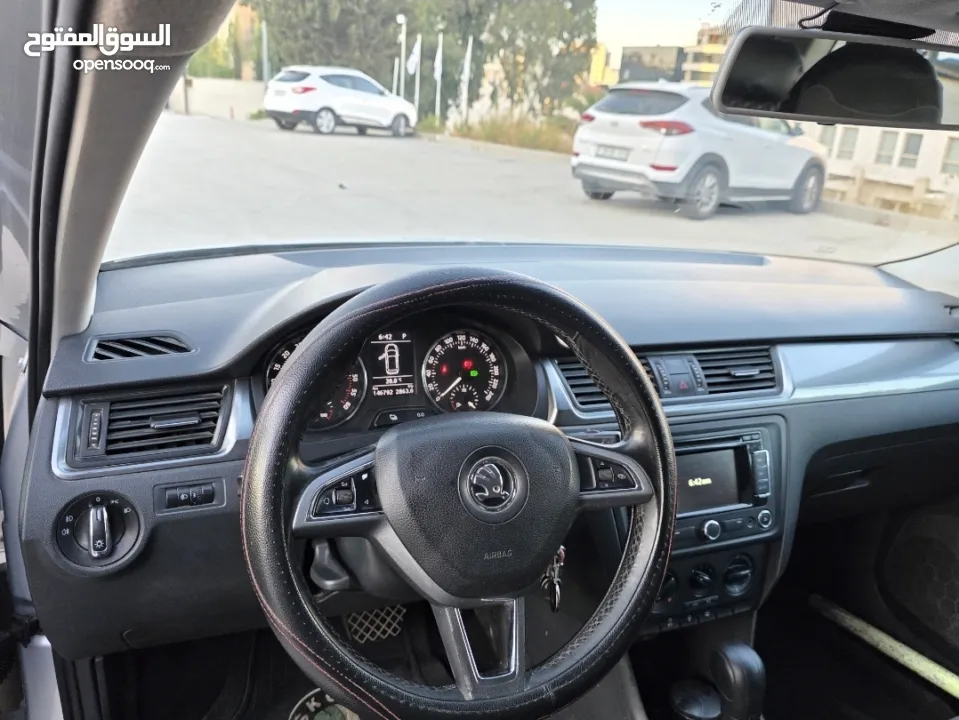 سكودا رابيد سبيس باك 2015