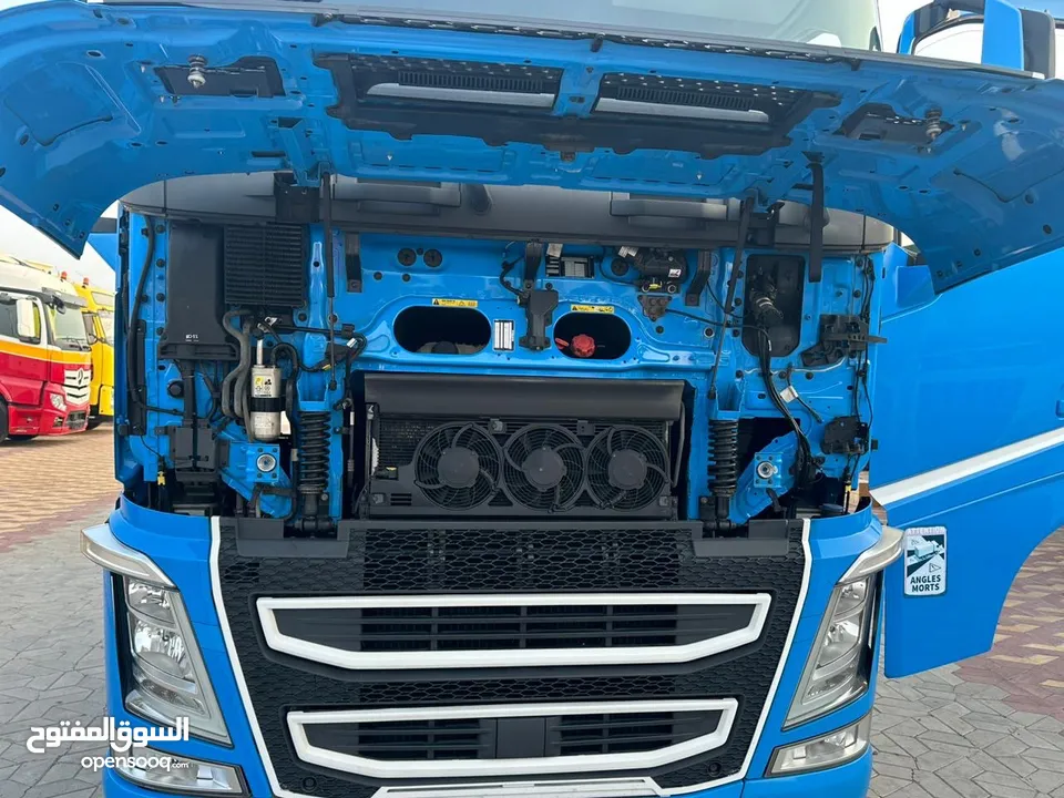 راس تريلة فولفو  جير اتوماتيك Volvo tractor unit automatic gear 2016